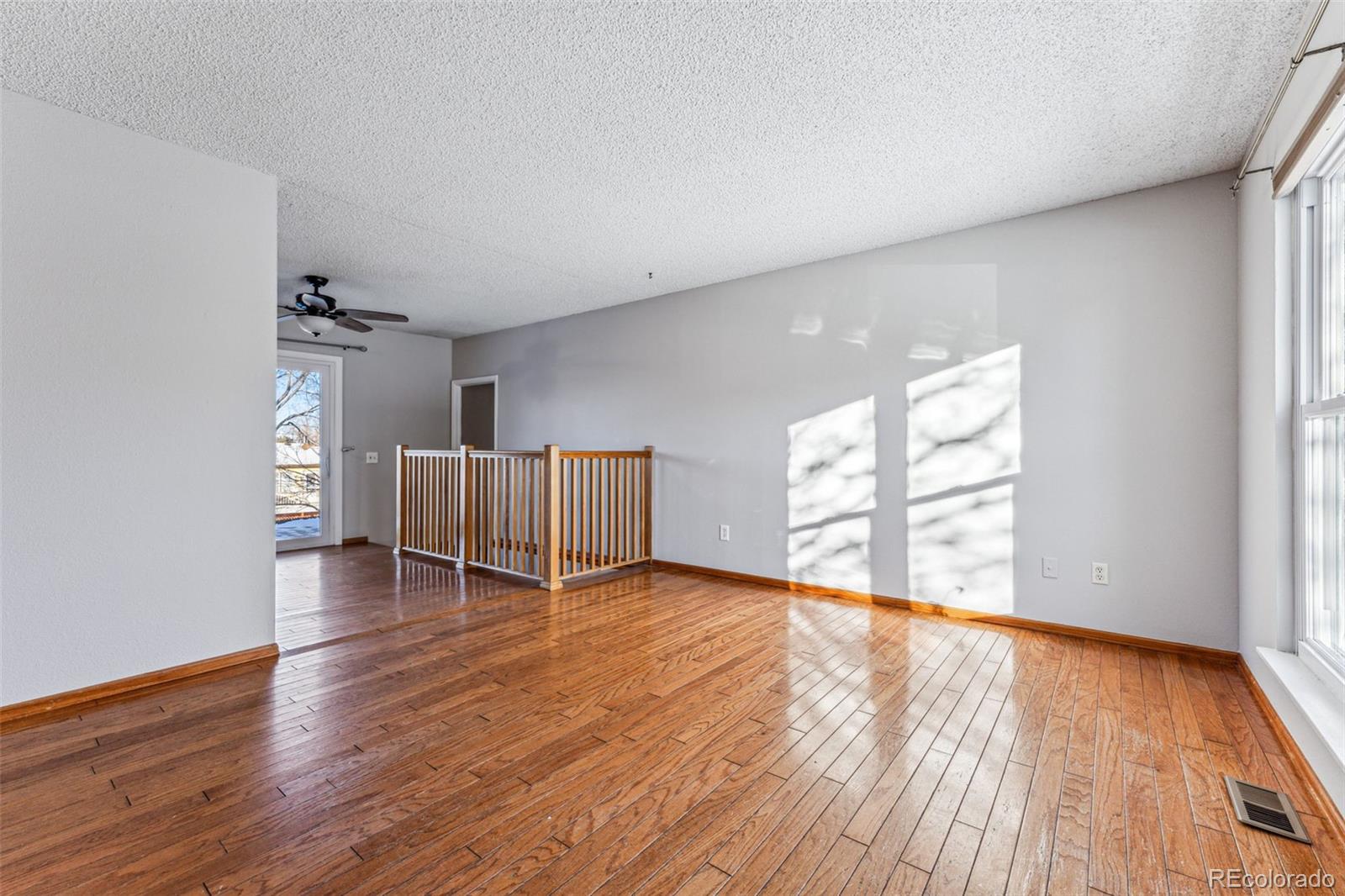 MLS Image #5 for 10401 w lehigh avenue,denver, Colorado