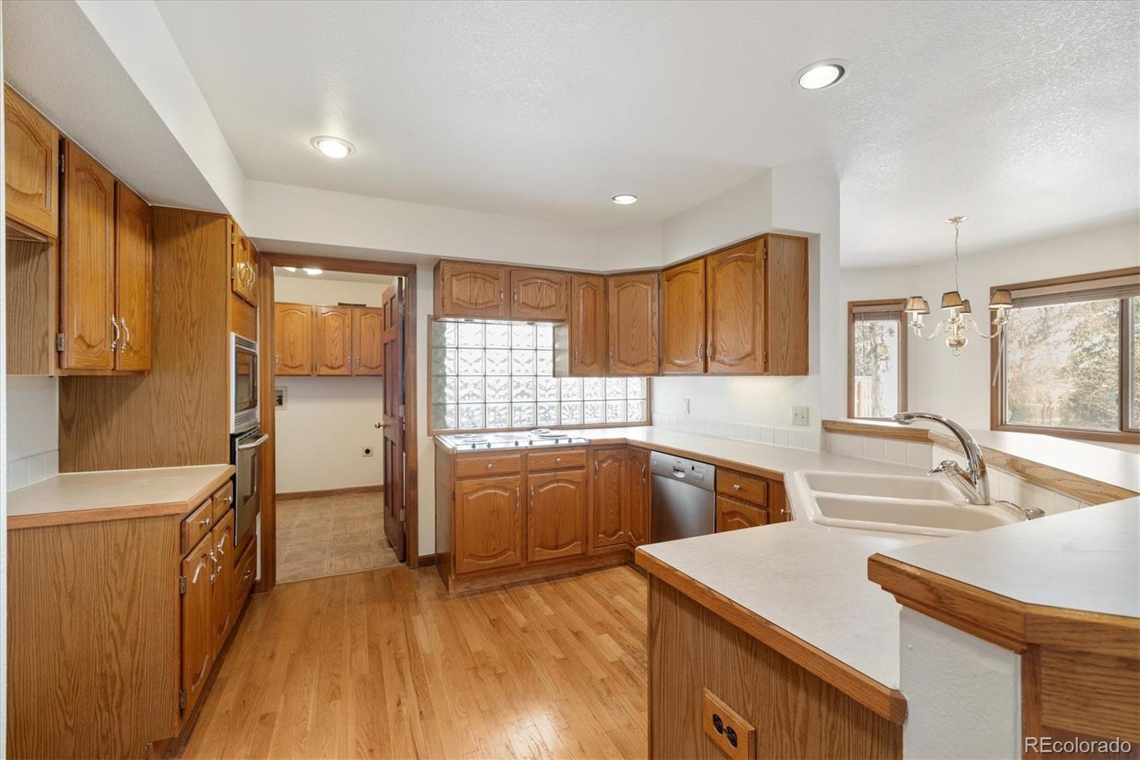 MLS Image #12 for 9992  millrock terrace,parker, Colorado