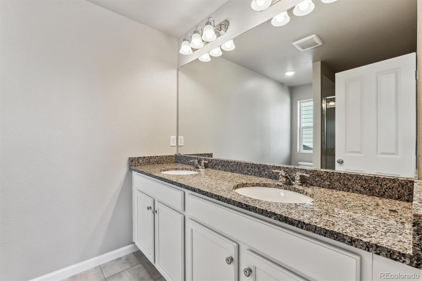 MLS Image #14 for 284  scaup lane,johnstown, Colorado