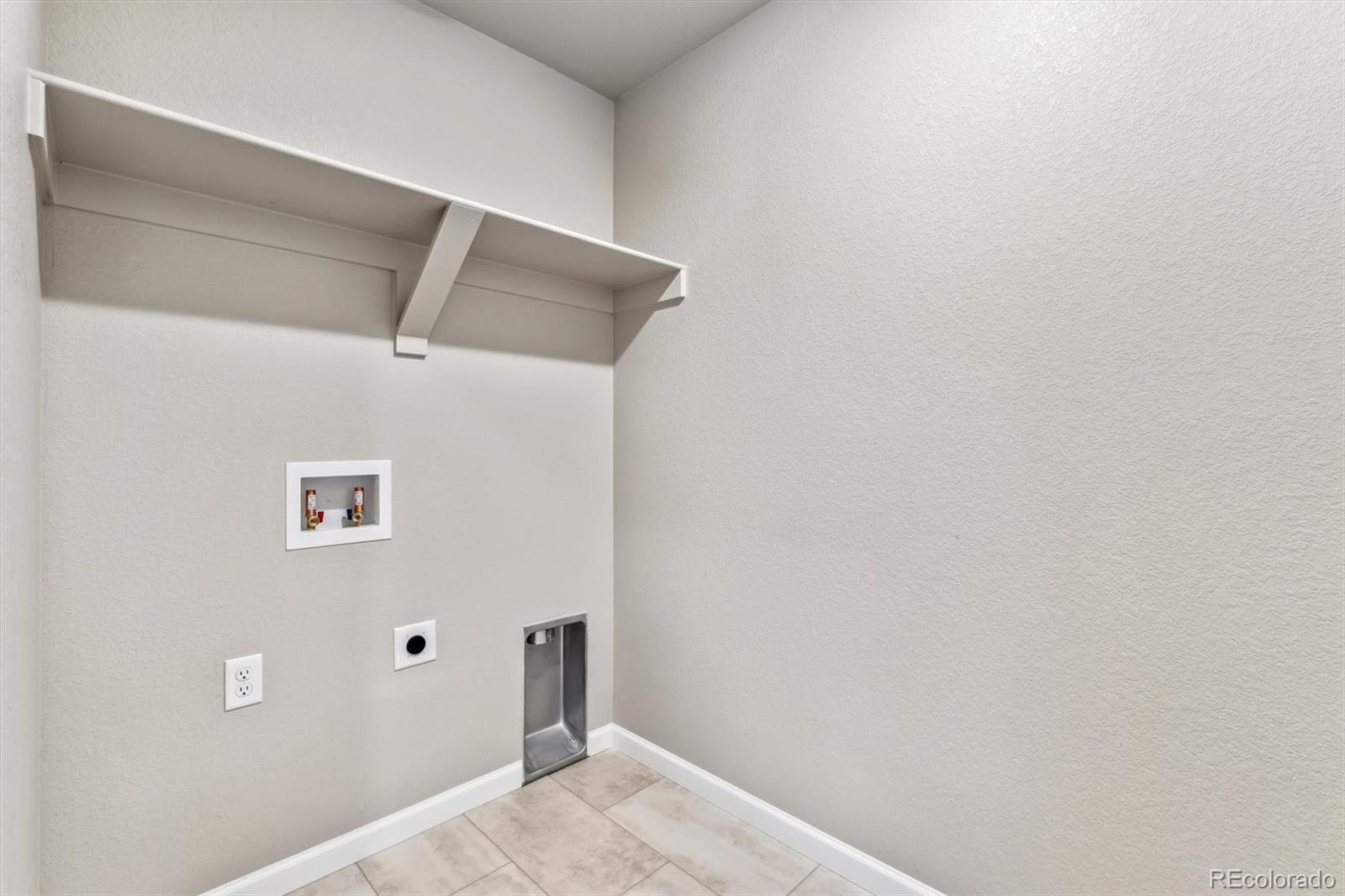 MLS Image #20 for 284  scaup lane,johnstown, Colorado