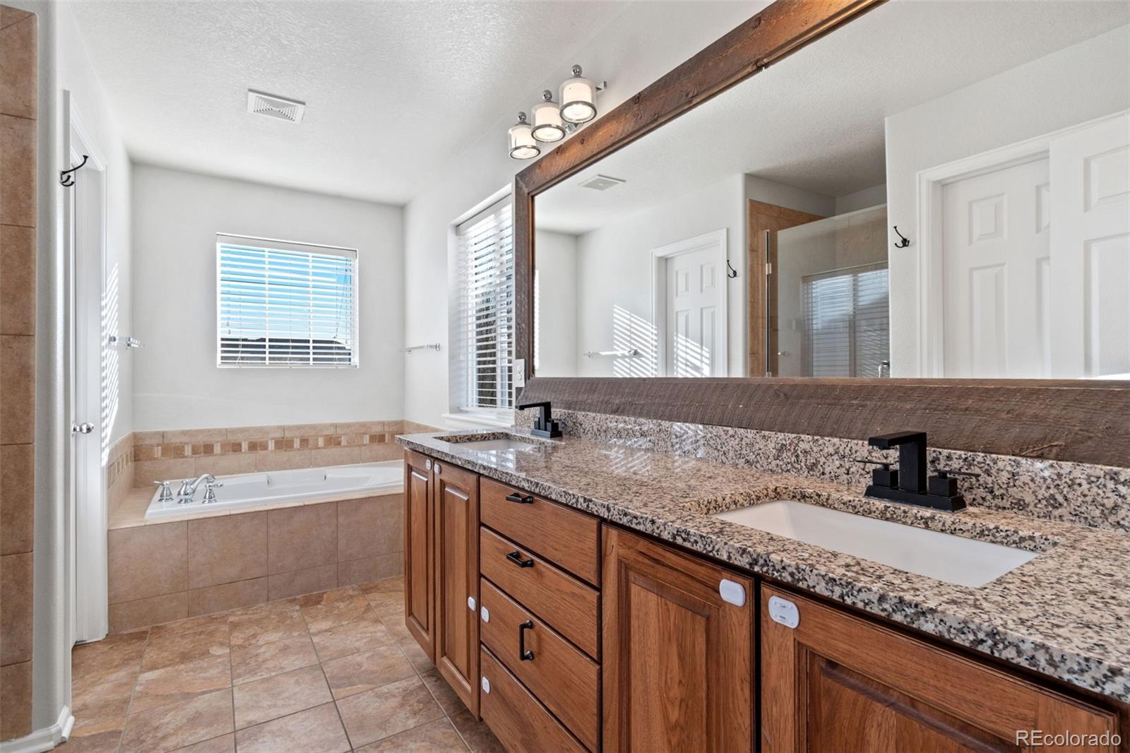 MLS Image #19 for 12773 e 105 th place,commerce city, Colorado