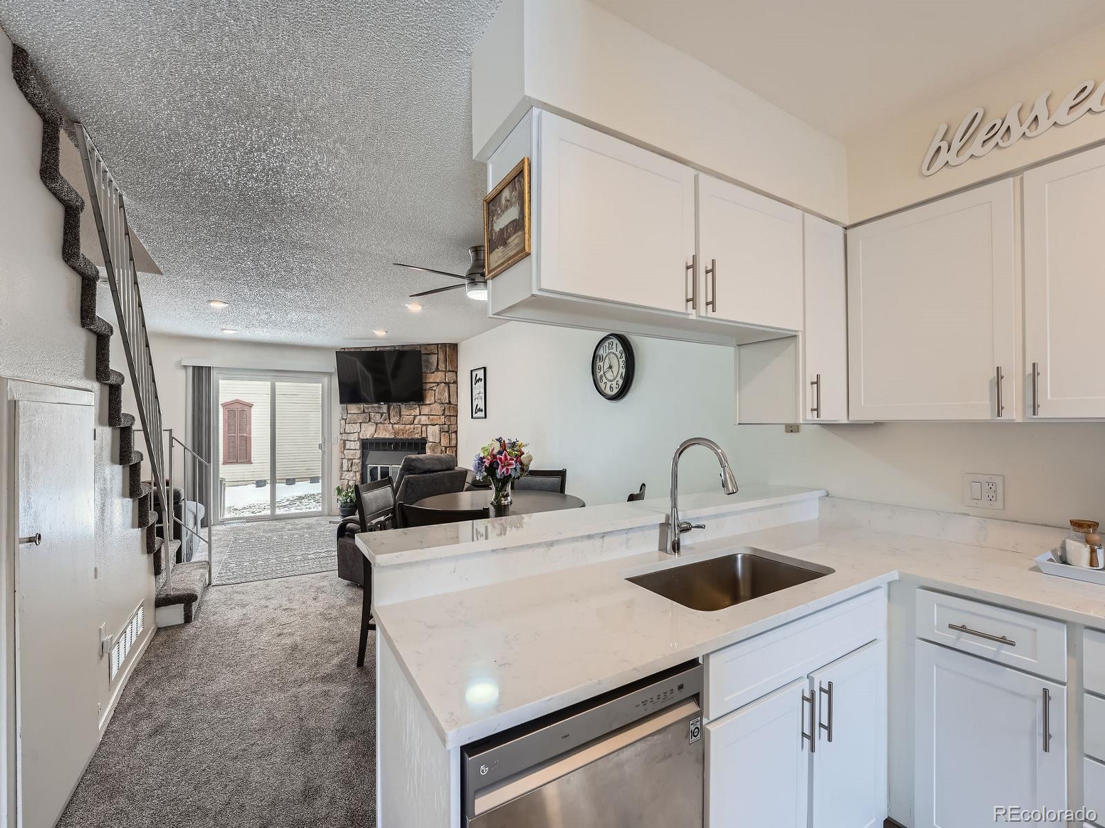 CMA Image for 14222 E Hawaii Circle,Aurora, Colorado