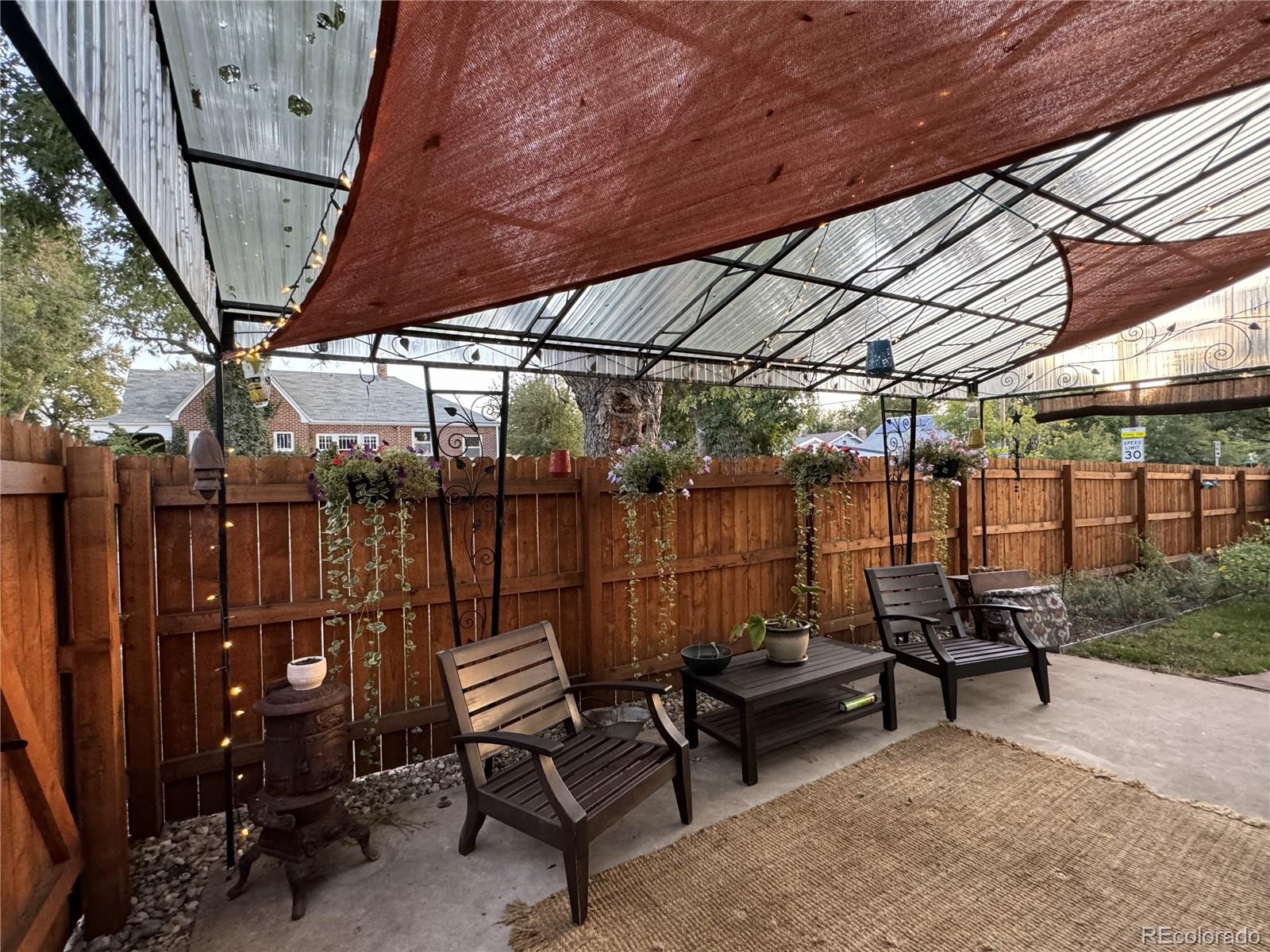 MLS Image #17 for 1303  newport street,denver, Colorado