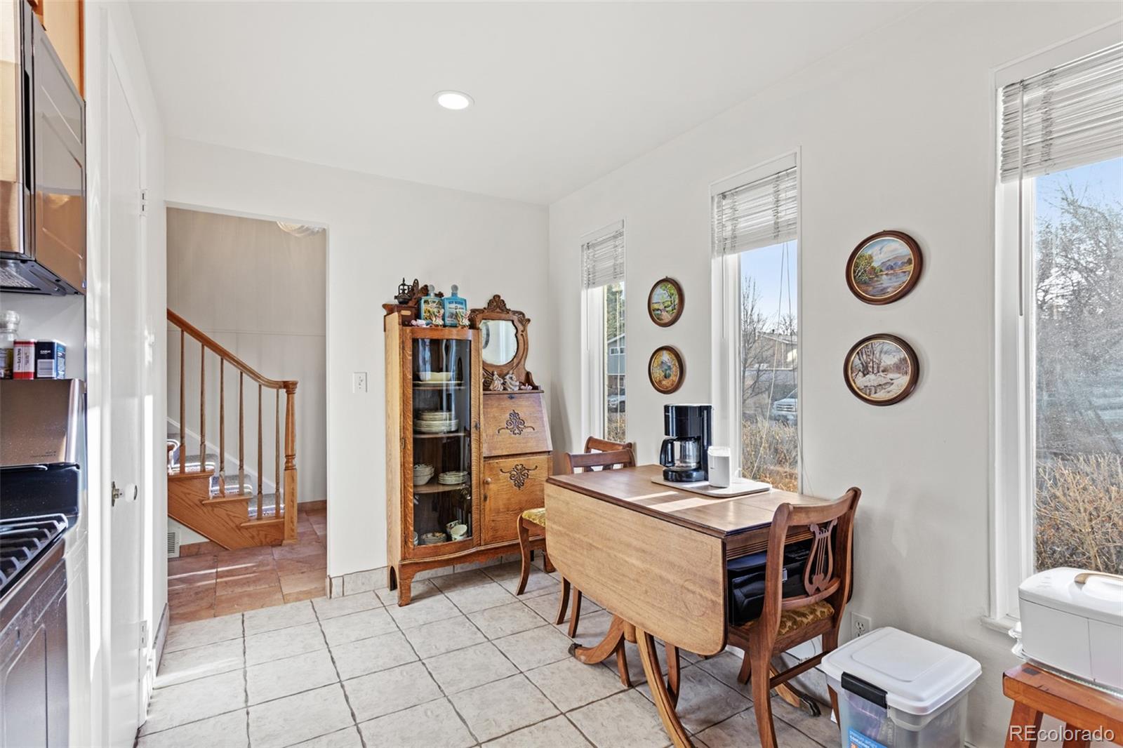 MLS Image #6 for 8521 e cornell drive,denver, Colorado