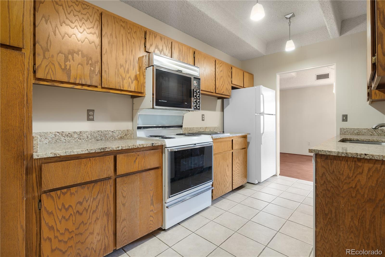 MLS Image #16 for 7877 e mississippi avenue,denver, Colorado