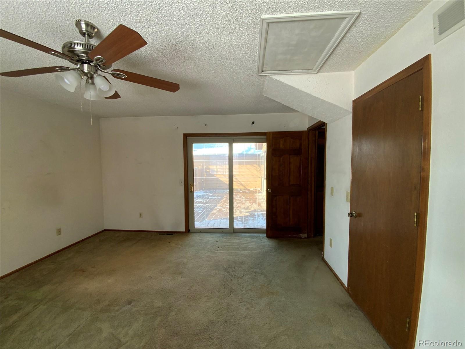 MLS Image #15 for 191 s dearborn circle ,aurora, Colorado