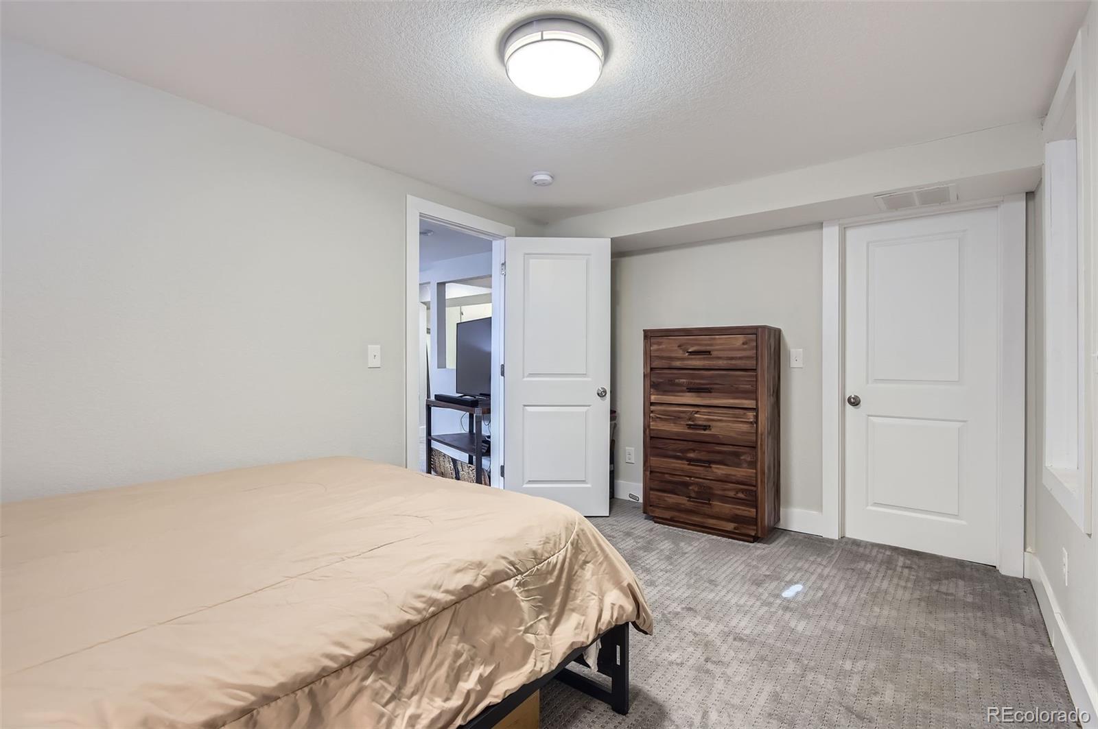 MLS Image #18 for 345 s forest street,denver, Colorado