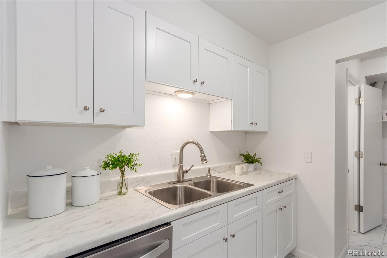 MLS Image #9 for 7995 e mississippi avenue g5,denver, Colorado