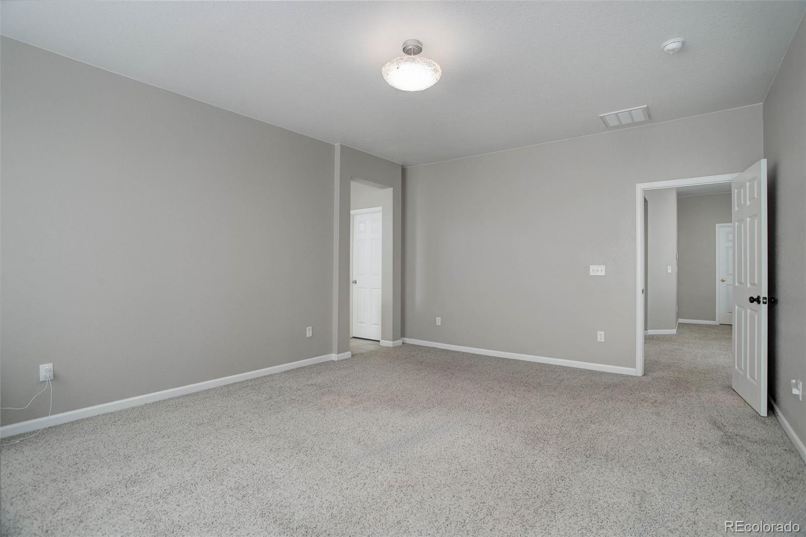 MLS Image #27 for 9968 e kansas avenue,aurora, Colorado