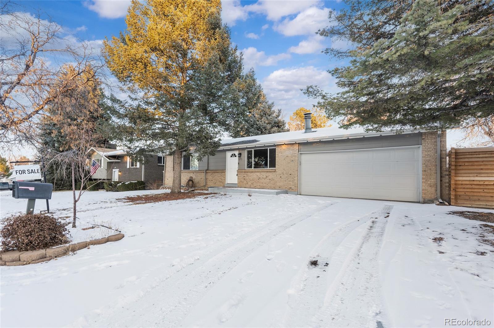 MLS Image #1 for 670 s oswego street,aurora, Colorado