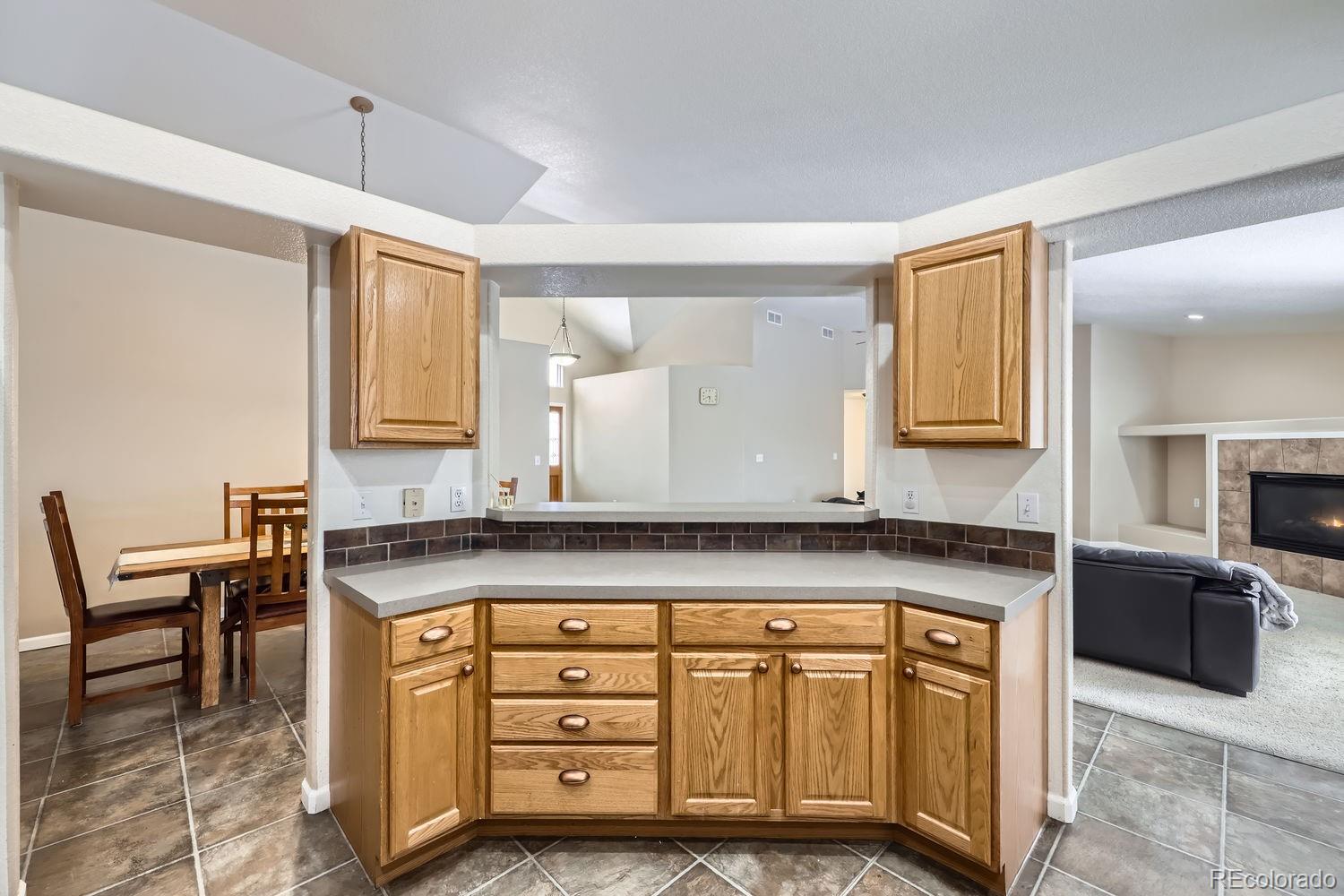 MLS Image #11 for 646 n 13th avenue,brighton, Colorado