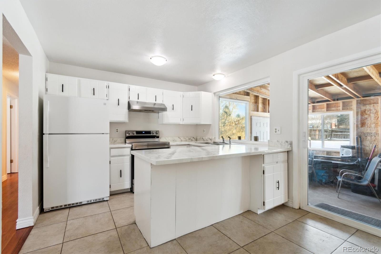 MLS Image #7 for 2918 s ouray way,aurora, Colorado