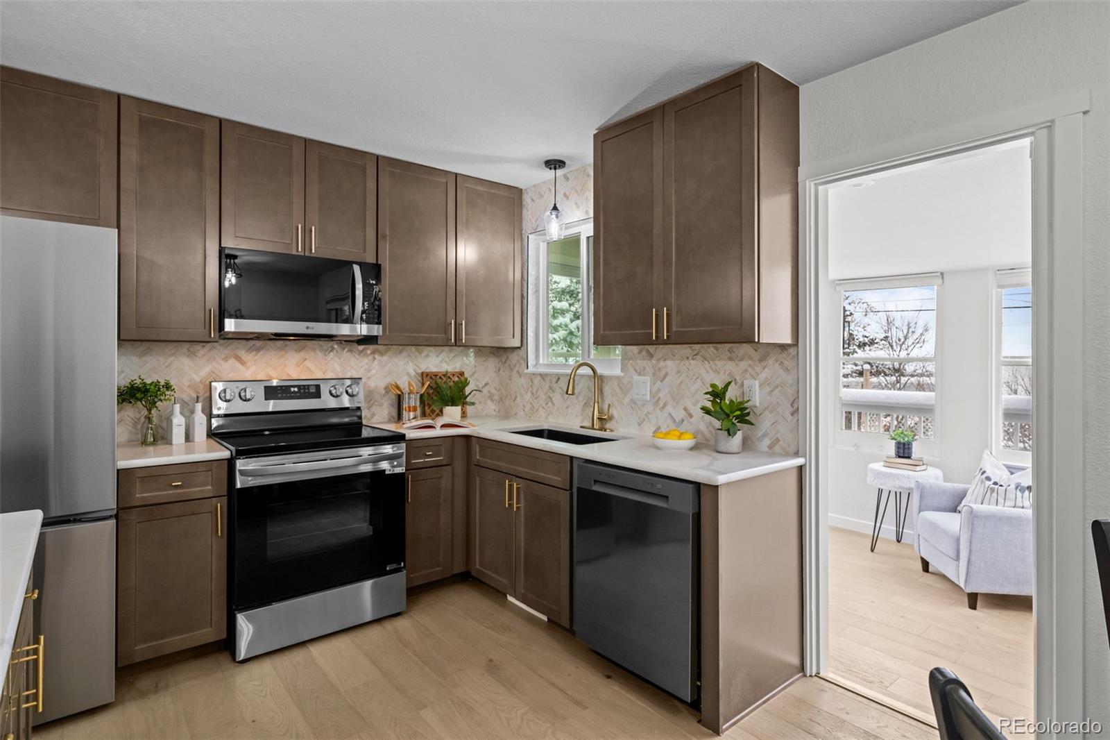 MLS Image #9 for 3530 w edgemore place,englewood, Colorado