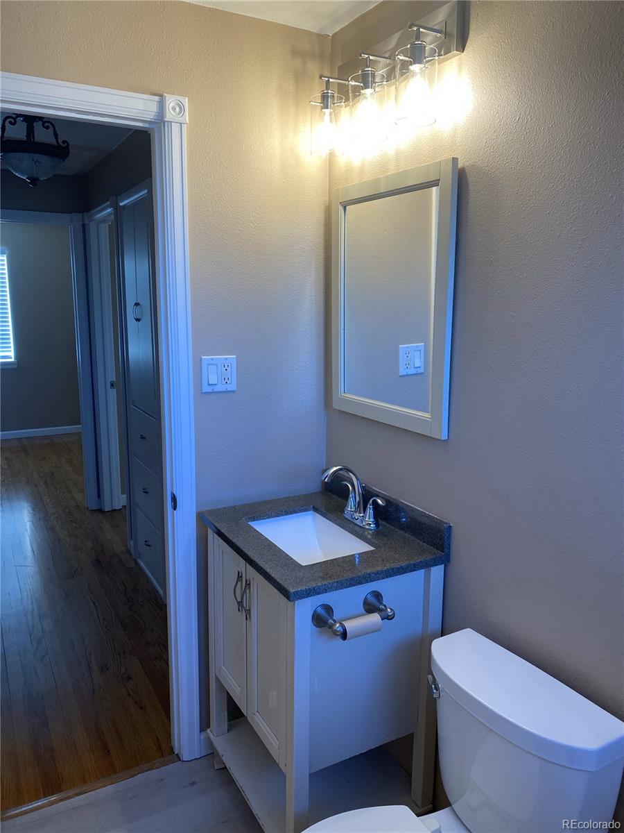 MLS Image #11 for 11623 e 6th place,aurora, Colorado