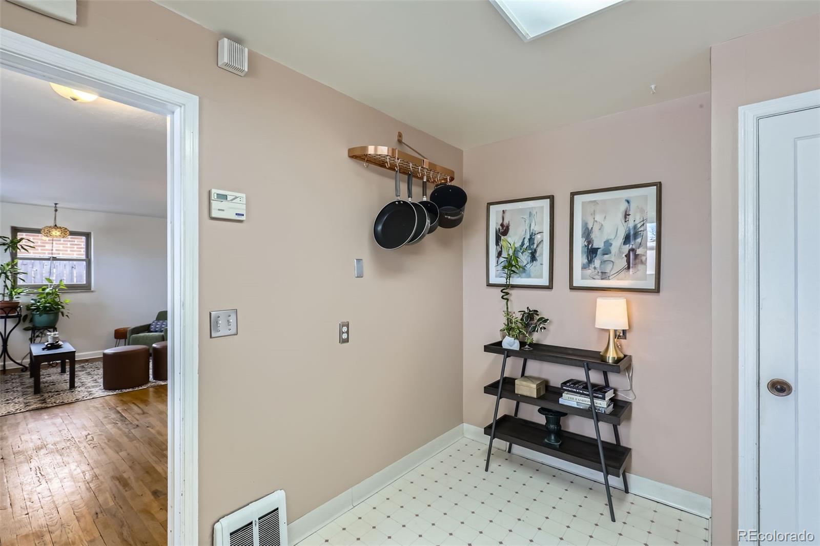 MLS Image #14 for 543 s bryant street,denver, Colorado