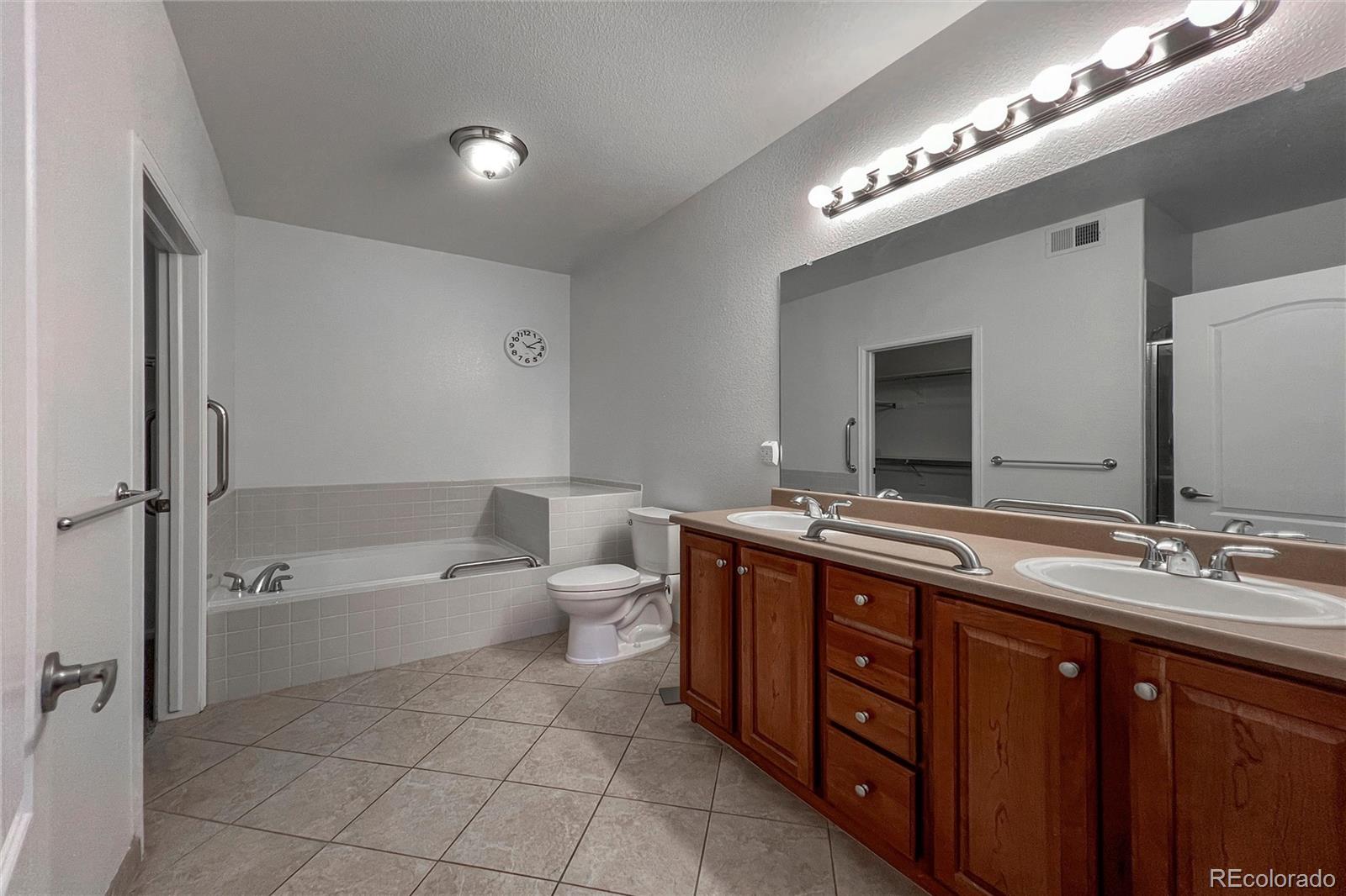 MLS Image #12 for 2239  calais drive,longmont, Colorado