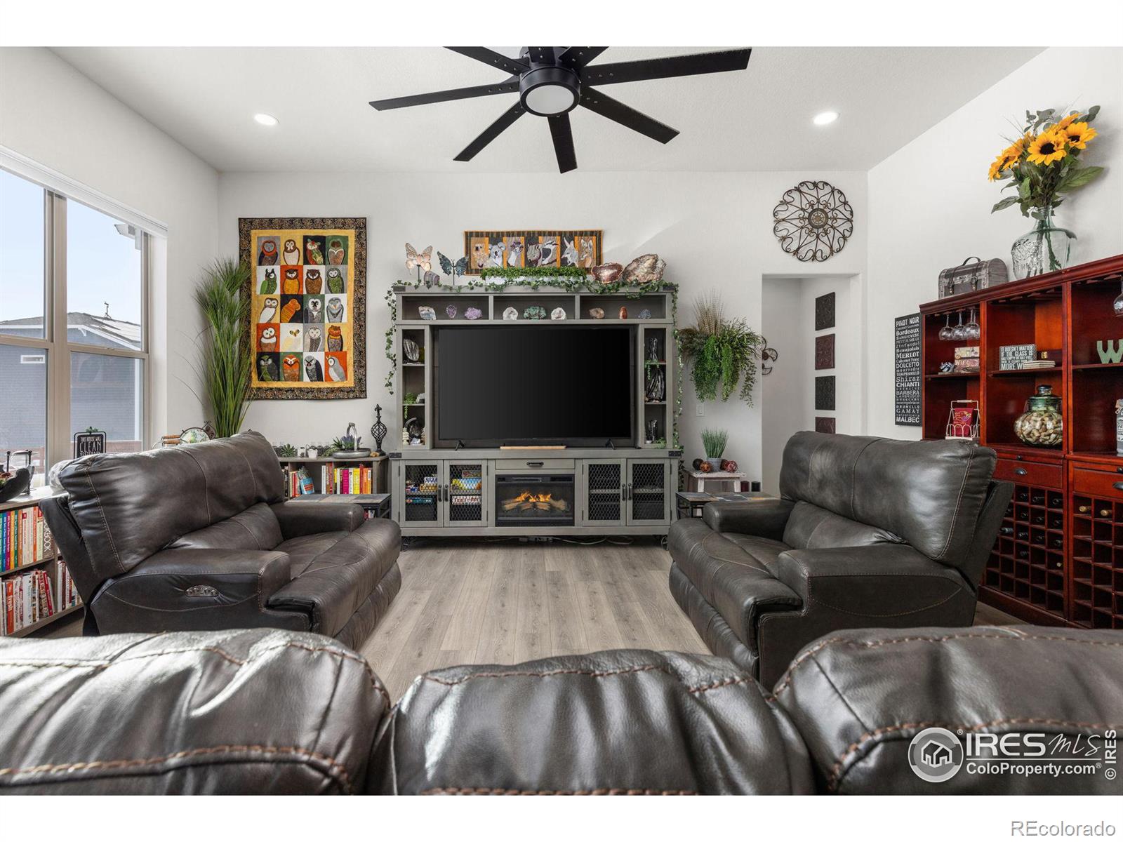 MLS Image #4 for 2097  glean drive,windsor, Colorado