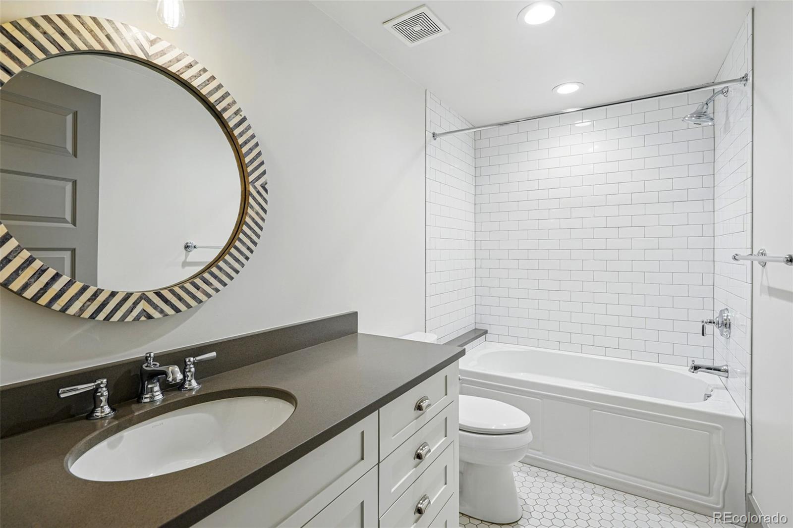 MLS Image #41 for 1050 s gilpin street,denver, Colorado