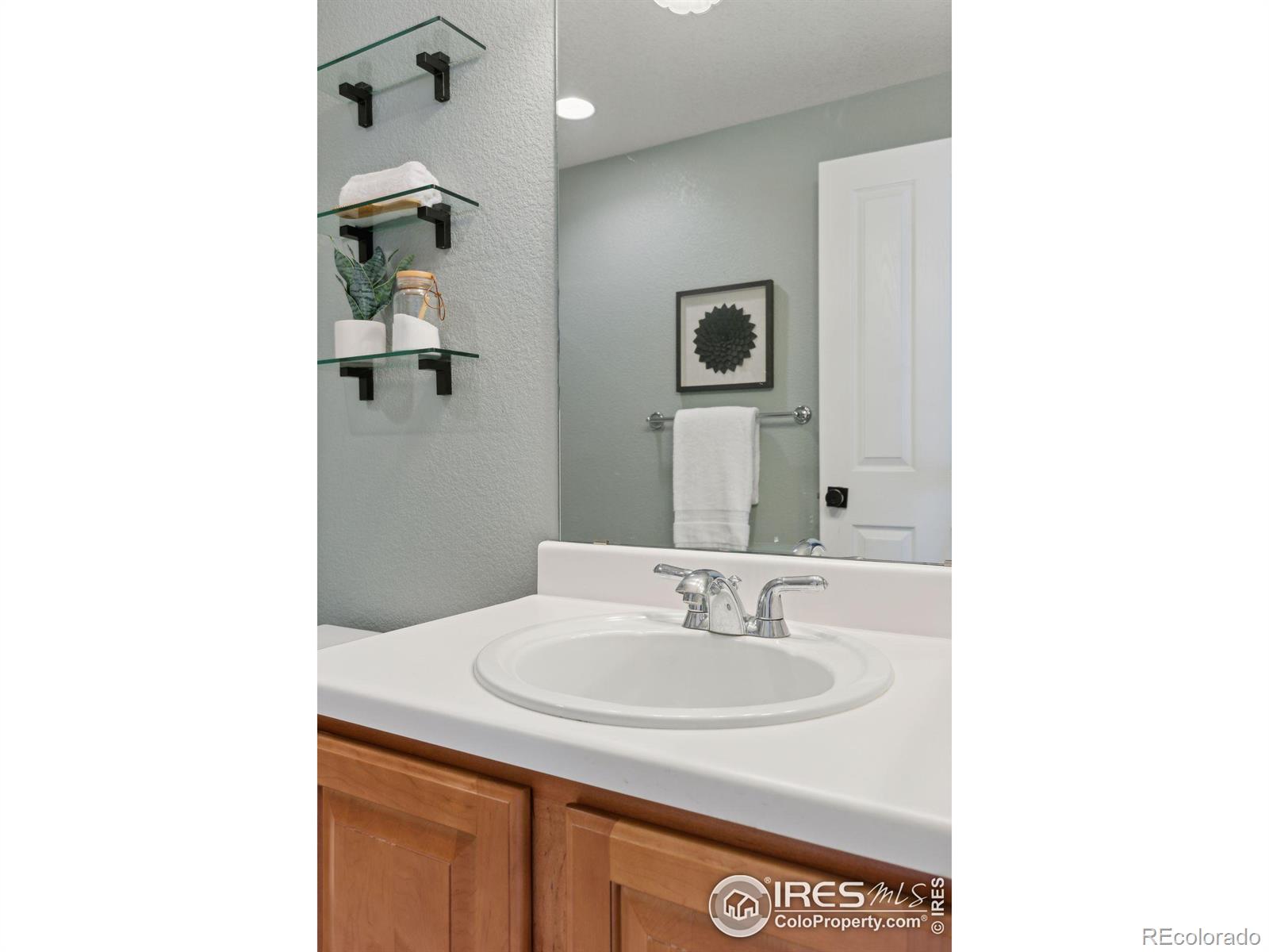 MLS Image #23 for 10054  telluride street,commerce city, Colorado