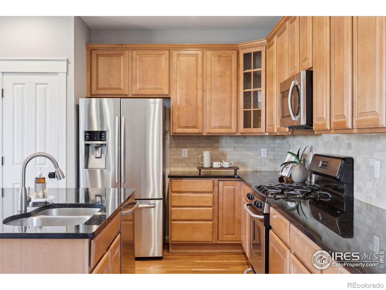 MLS Image #9 for 10054  telluride street,commerce city, Colorado