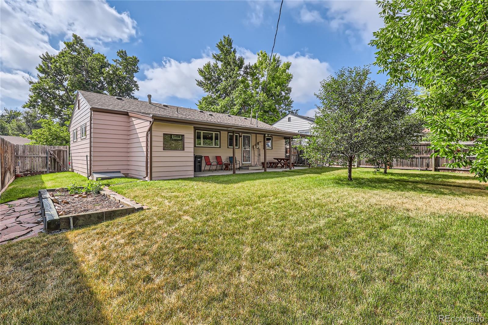 MLS Image #28 for 1851 s perry way,denver, Colorado