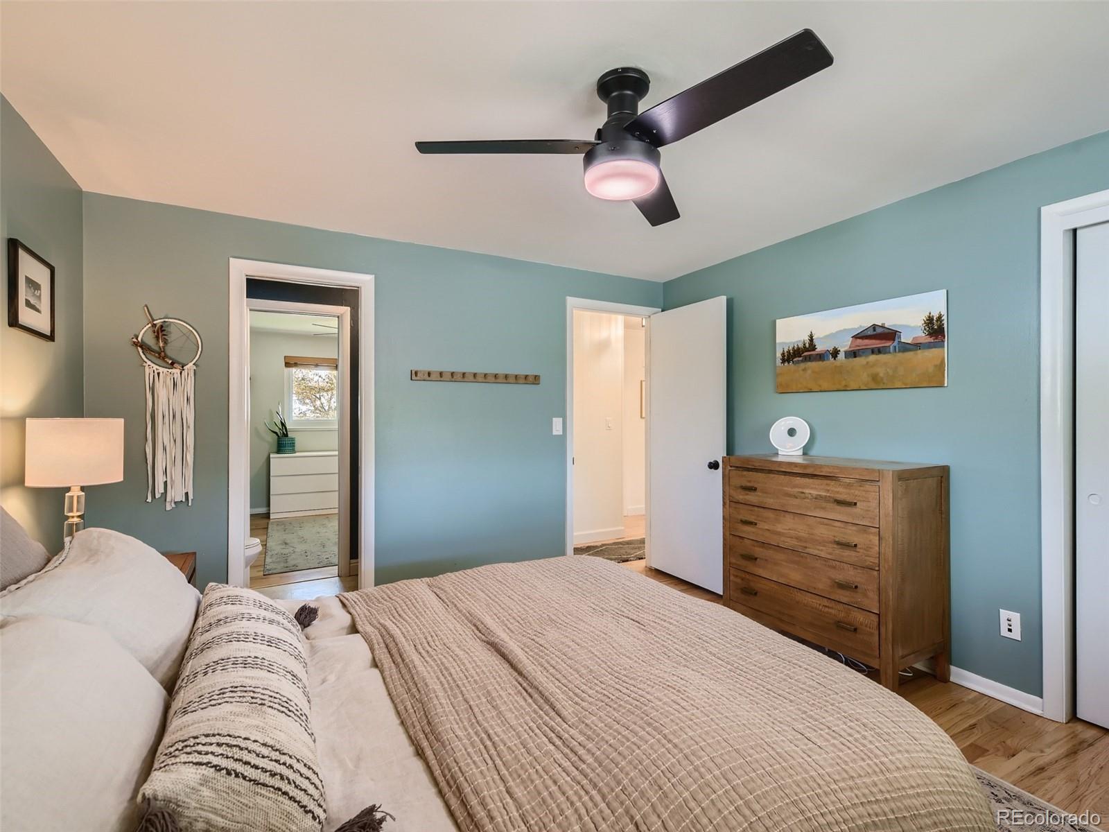 MLS Image #13 for 6642 s pearl street,centennial, Colorado