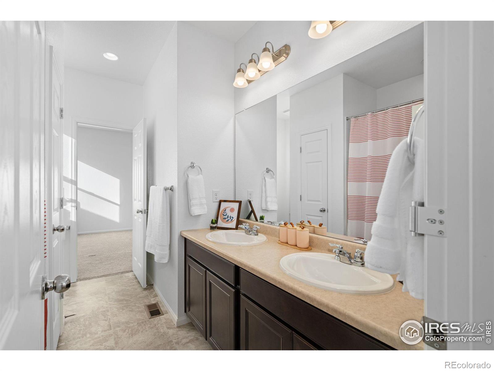 MLS Image #15 for 3431  booth falls drive,loveland, Colorado