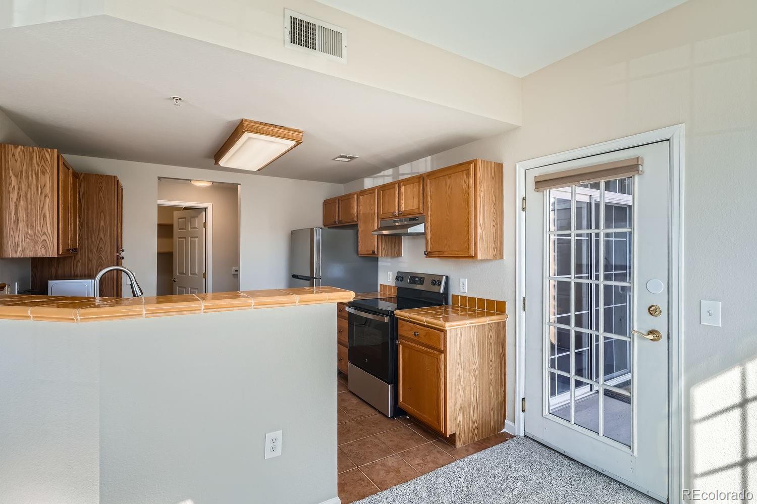 MLS Image #6 for 7440 s blackhawk street,englewood, Colorado