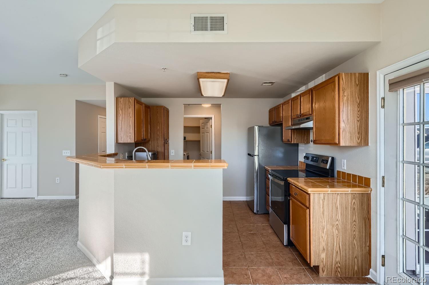 MLS Image #7 for 7440 s blackhawk street,englewood, Colorado