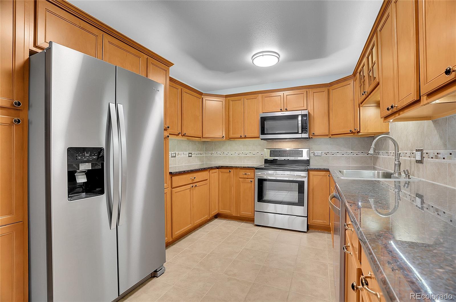 MLS Image #13 for 710 s clinton street,denver, Colorado