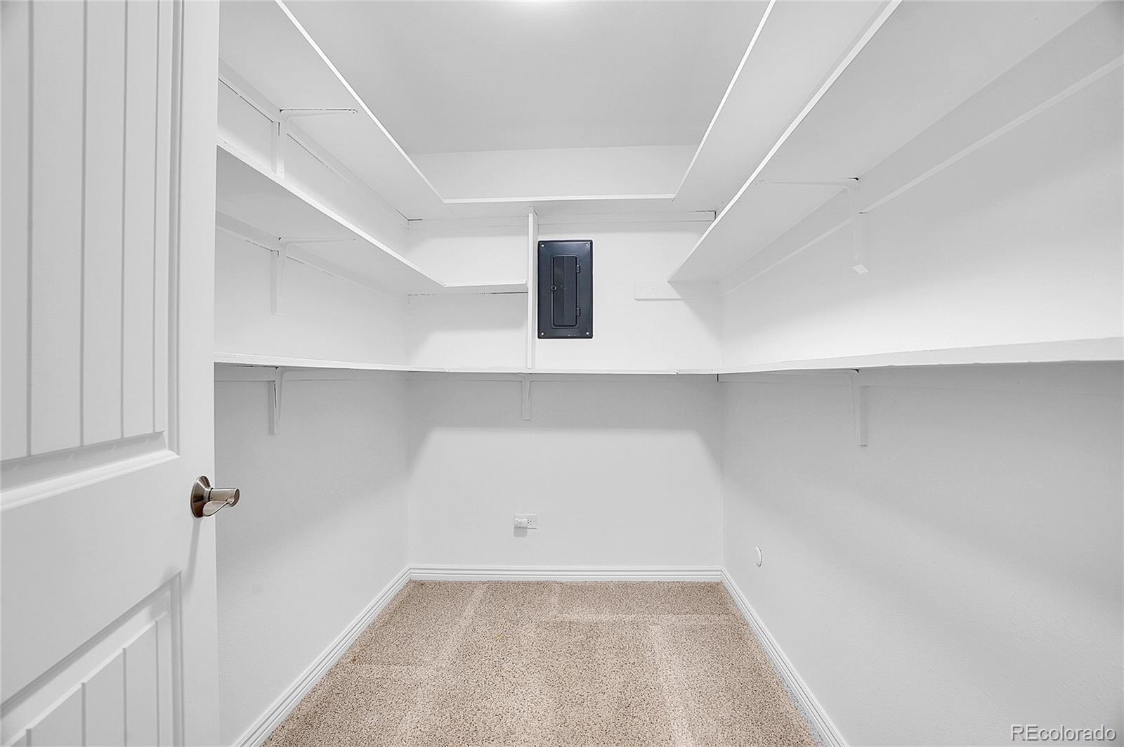 MLS Image #18 for 710 s clinton street,denver, Colorado