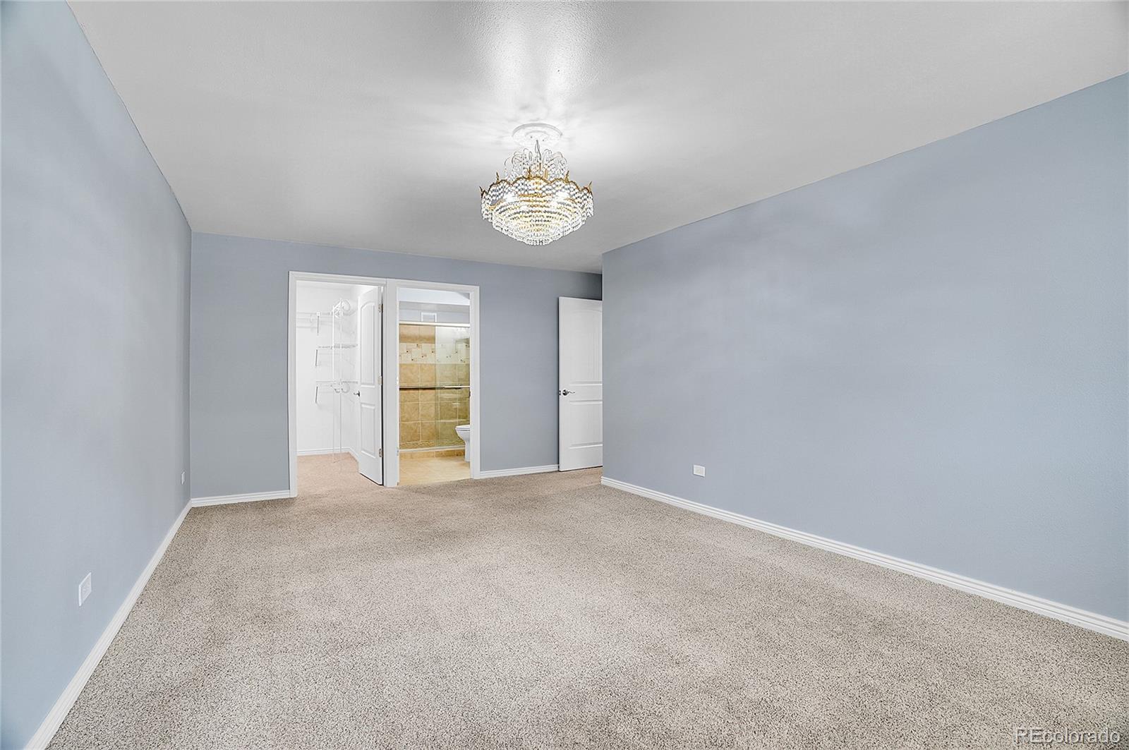 MLS Image #22 for 710 s clinton street,denver, Colorado