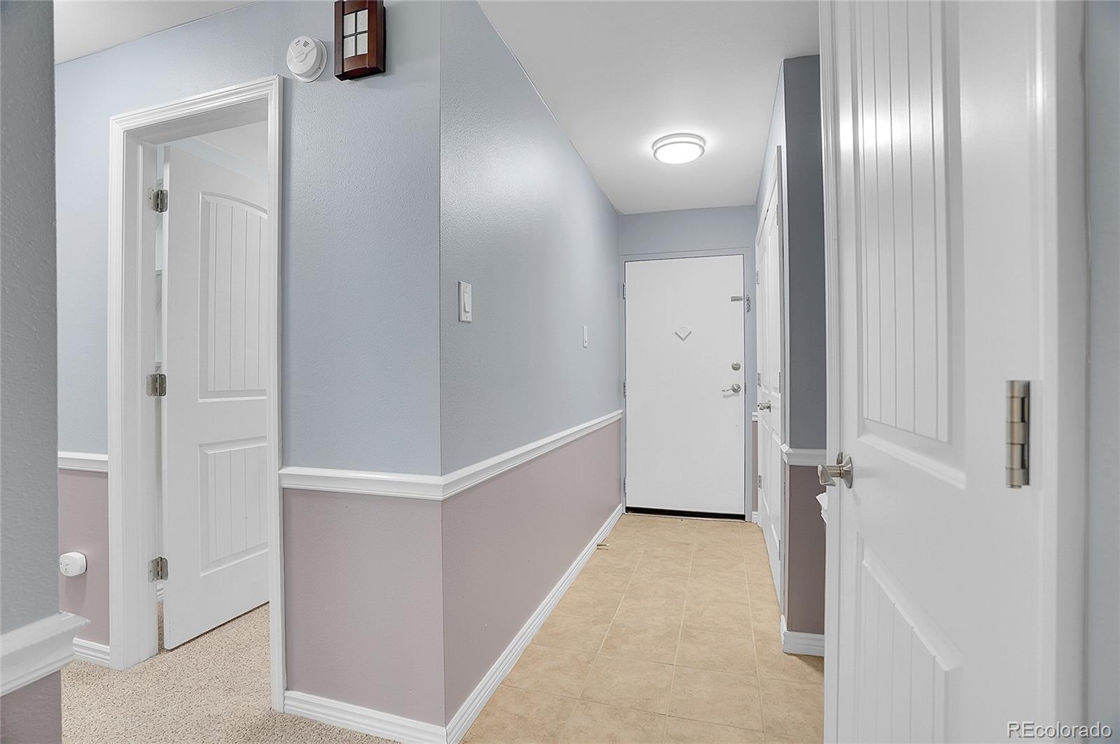 MLS Image #6 for 710 s clinton street,denver, Colorado