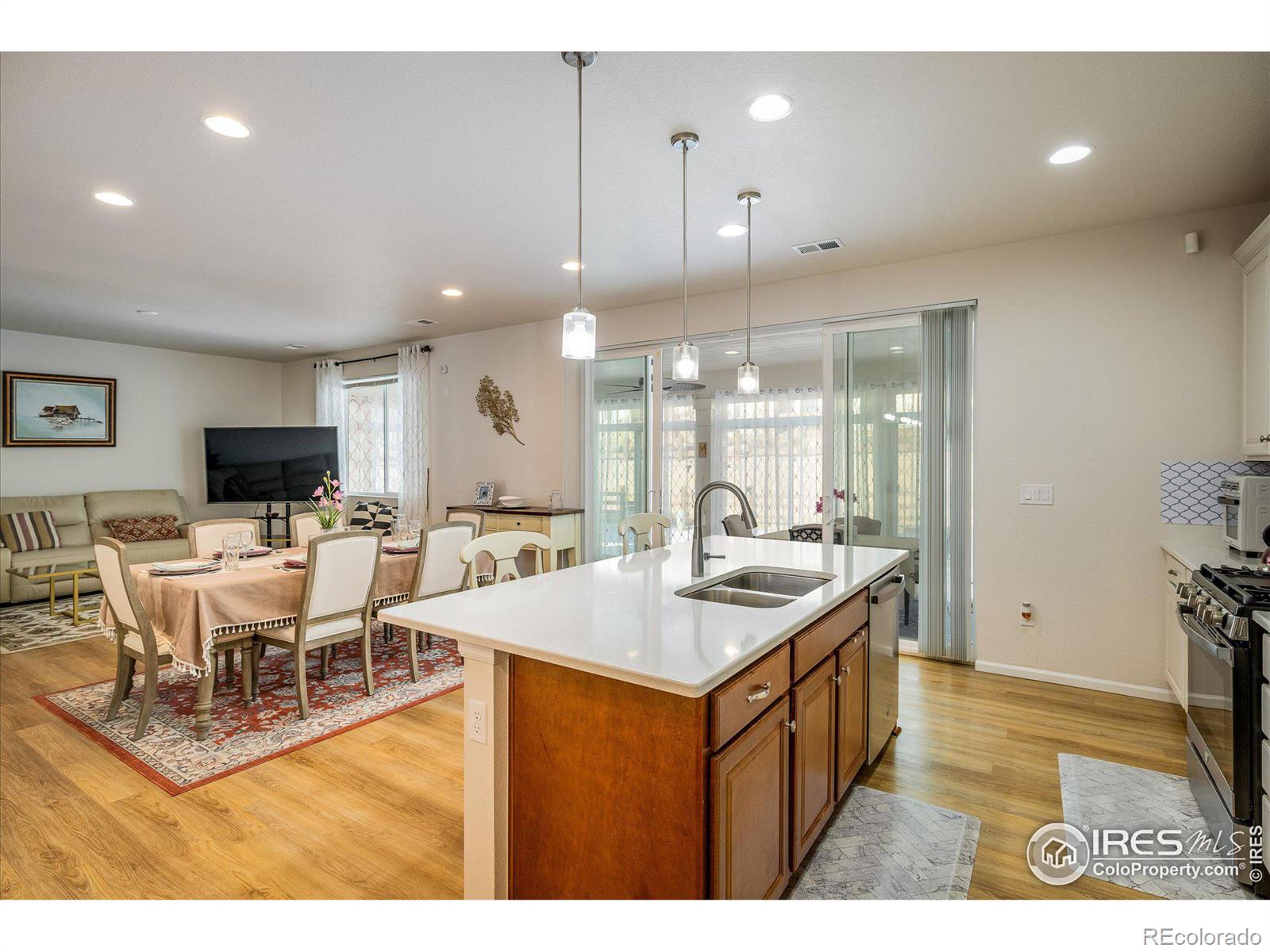 MLS Image #11 for 21837 e stanford circle,aurora, Colorado