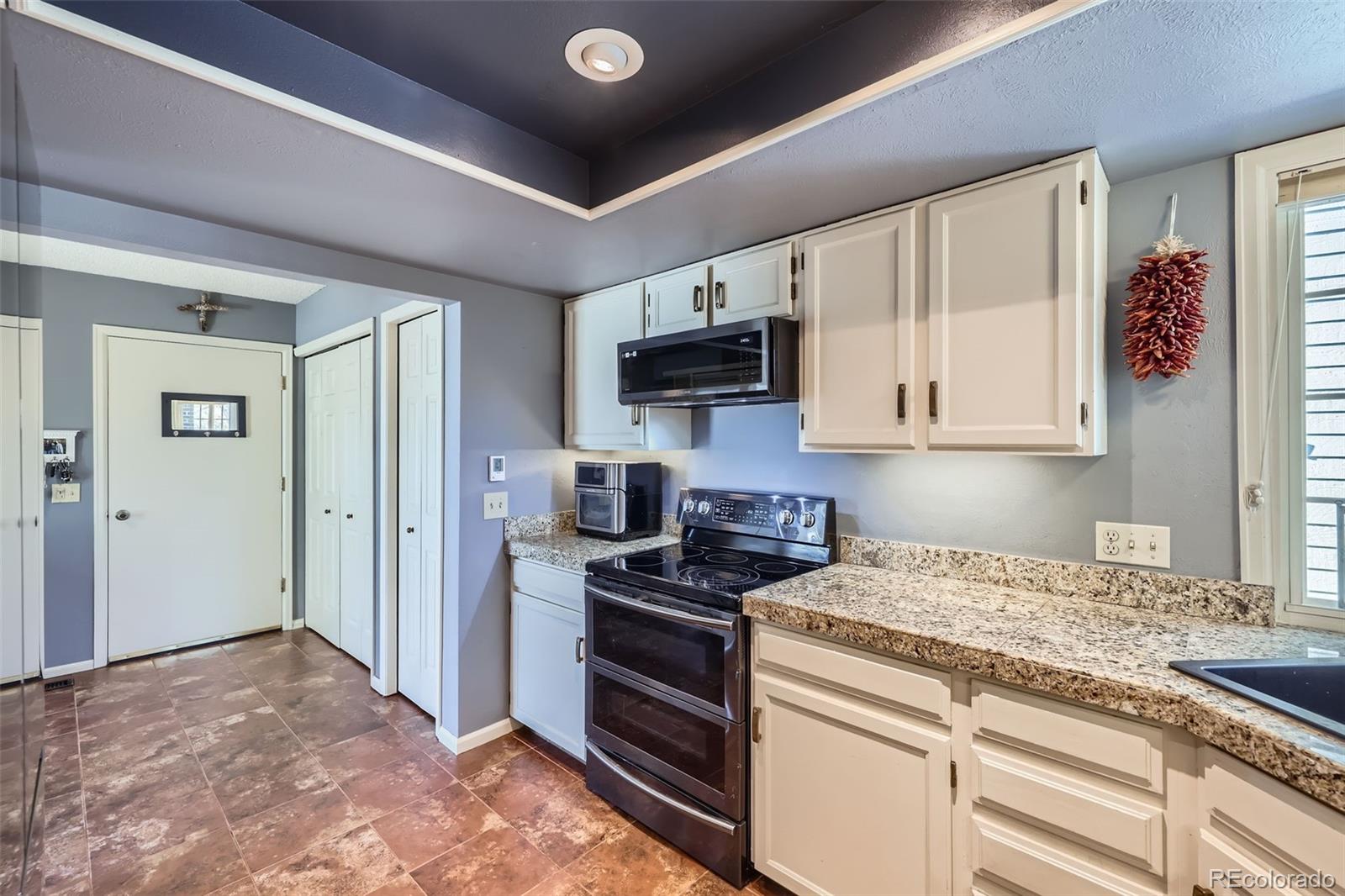 MLS Image #11 for 2155 e nichols drive,centennial, Colorado