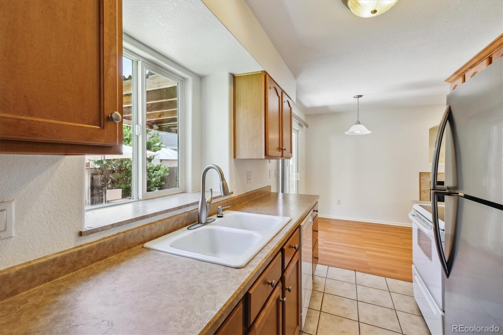 MLS Image #12 for 9519 e iowa circle,denver, Colorado