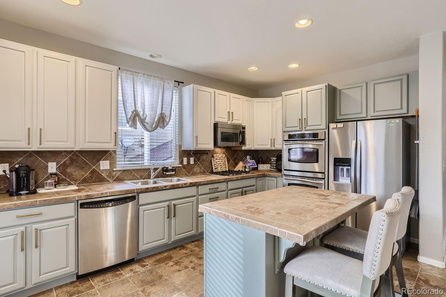 MLS Image #16 for 10218  cavaletti drive,littleton, Colorado