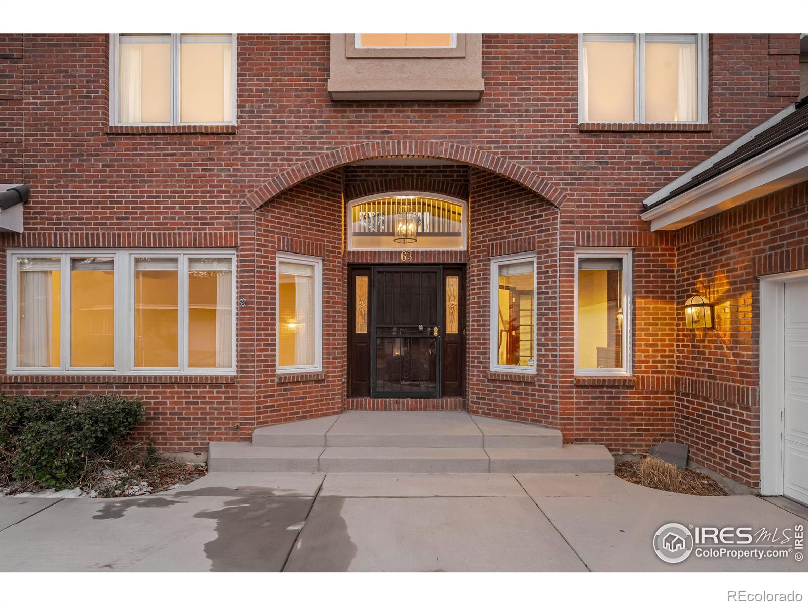 MLS Image #3 for 400 s steele street,denver, Colorado