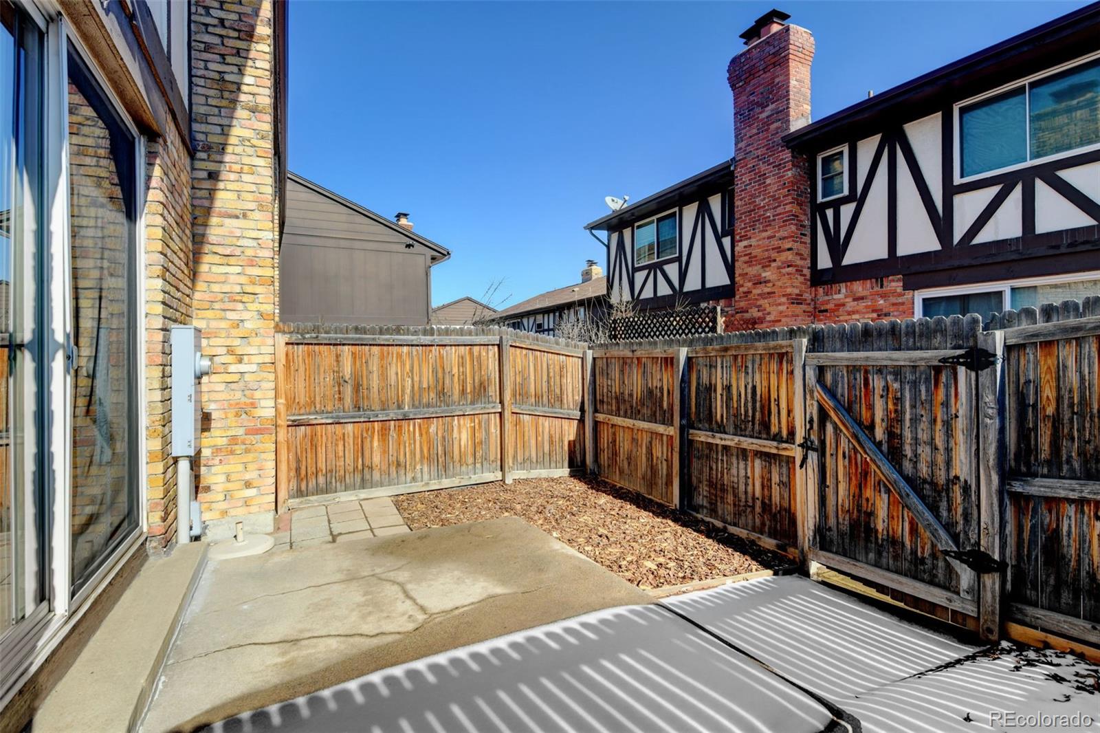 MLS Image #29 for 3855 s monaco street,denver, Colorado