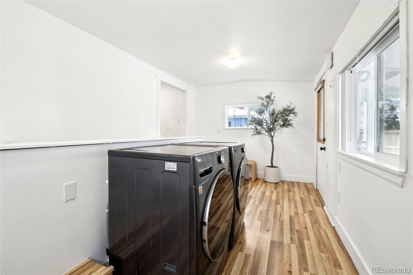 MLS Image #19 for 3425 w 55th avenue,denver, Colorado