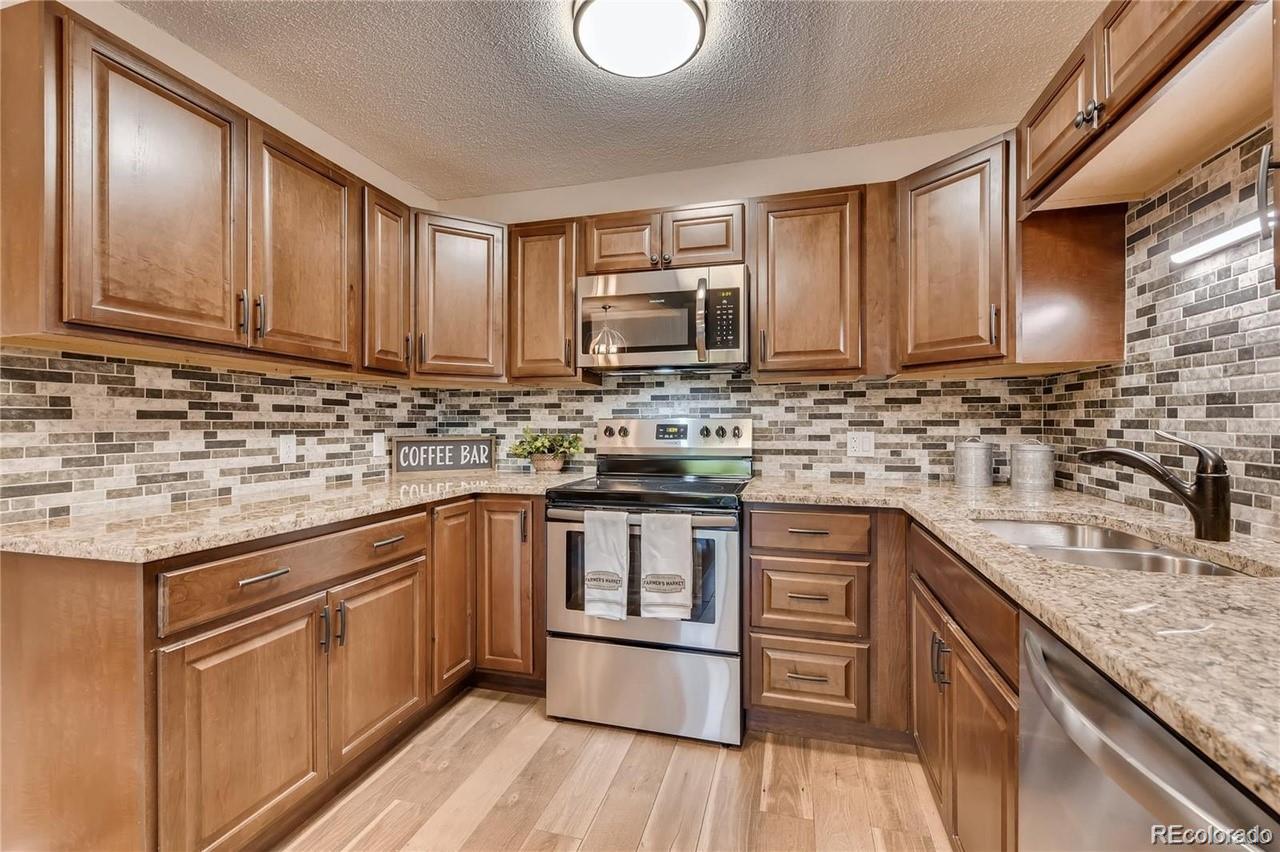 MLS Image #3 for 13500 e cornell avenue 309,aurora, Colorado