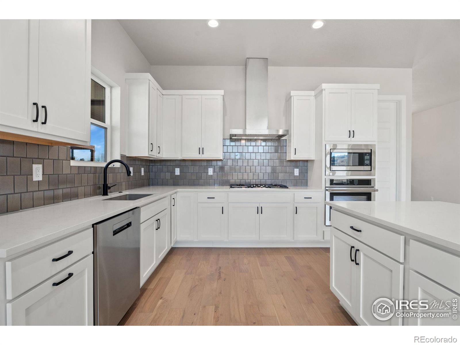 MLS Image #4 for 1732  barefoot drive,windsor, Colorado