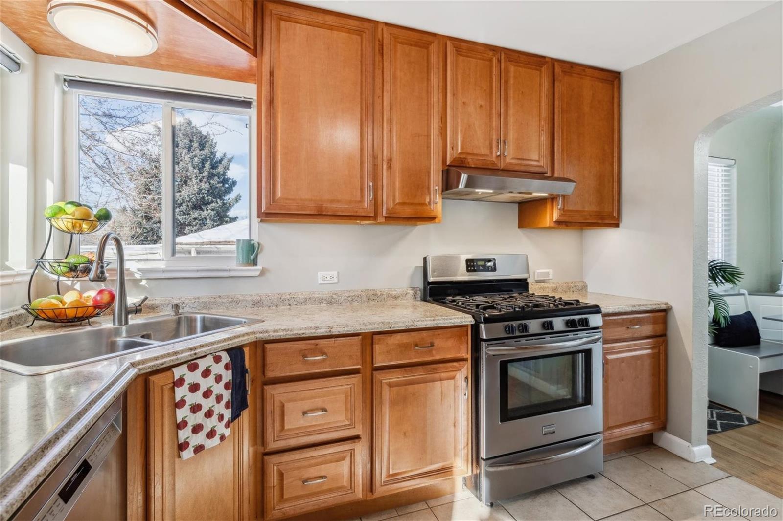 MLS Image #7 for 3151 s corona street,englewood, Colorado