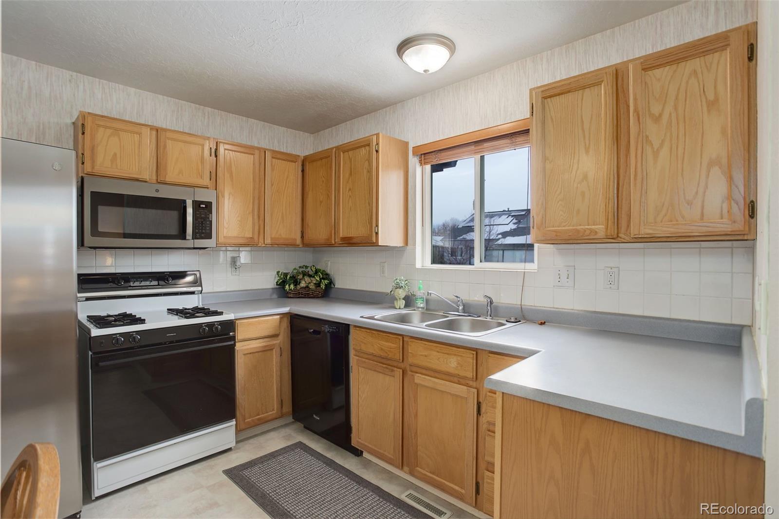 MLS Image #7 for 2208  ash avenue,greeley, Colorado