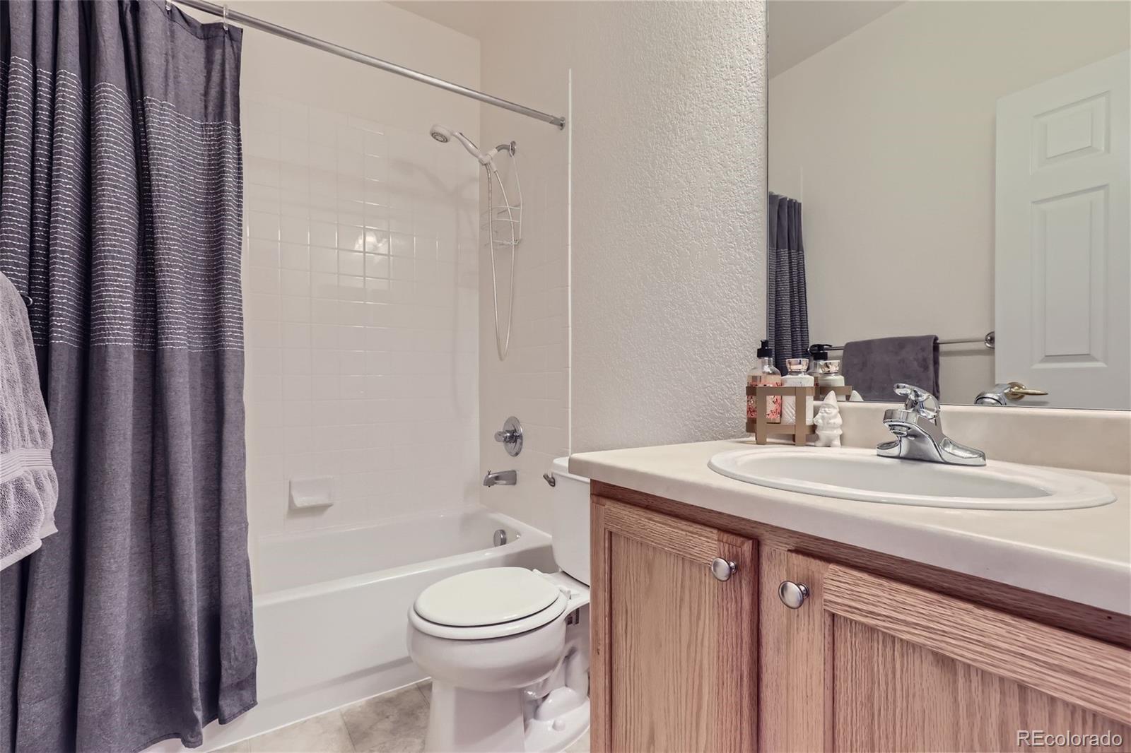 MLS Image #17 for 10431  olathe way,commerce city, Colorado