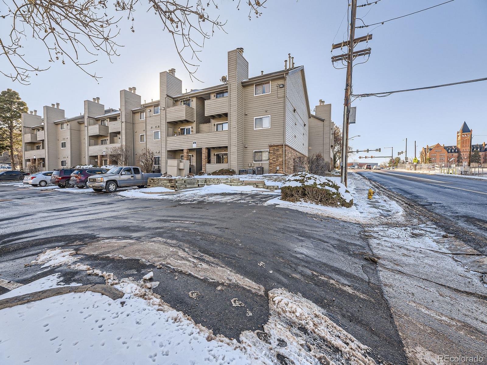 MLS Image #20 for 3100 s federal boulevard,denver, Colorado