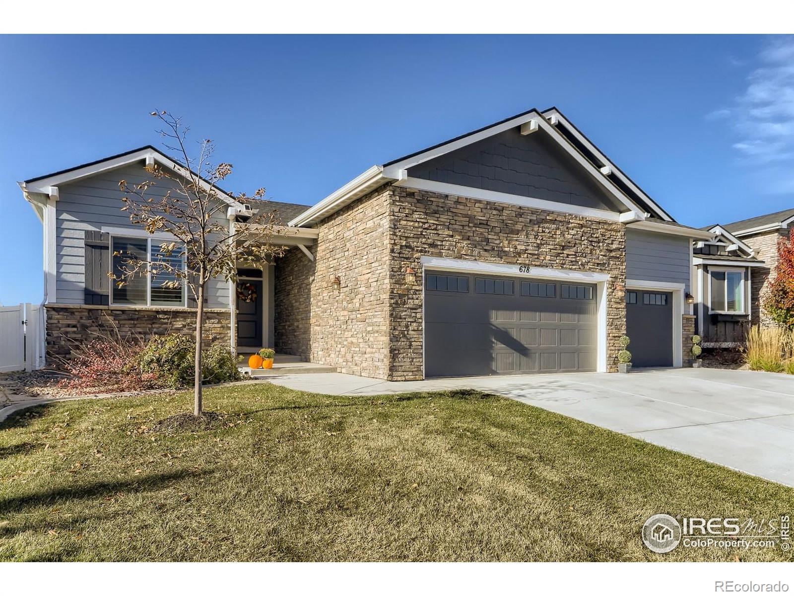 MLS Image #3 for 678  sundance drive,windsor, Colorado