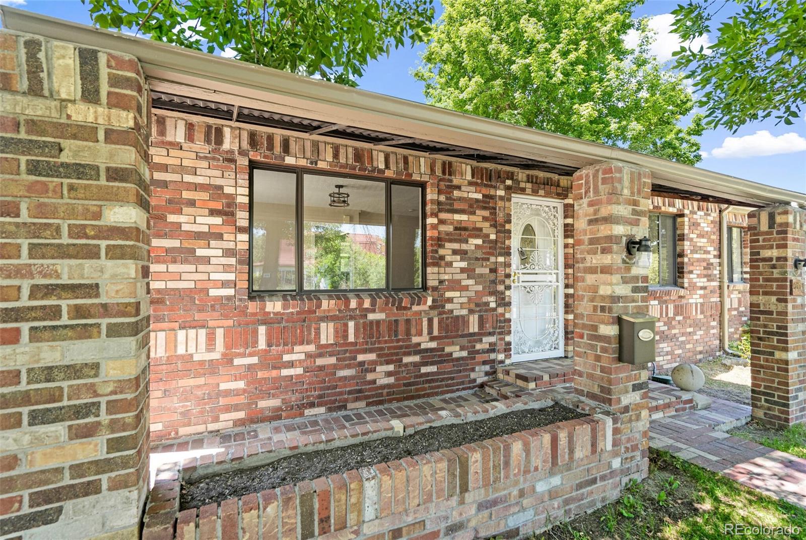 MLS Image #2 for 901  king street,denver, Colorado