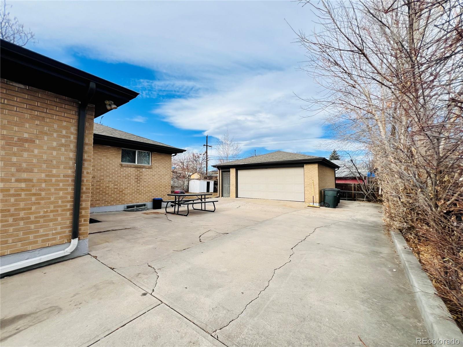 CMA Image for 2261 W 73rd Place,Denver, Colorado