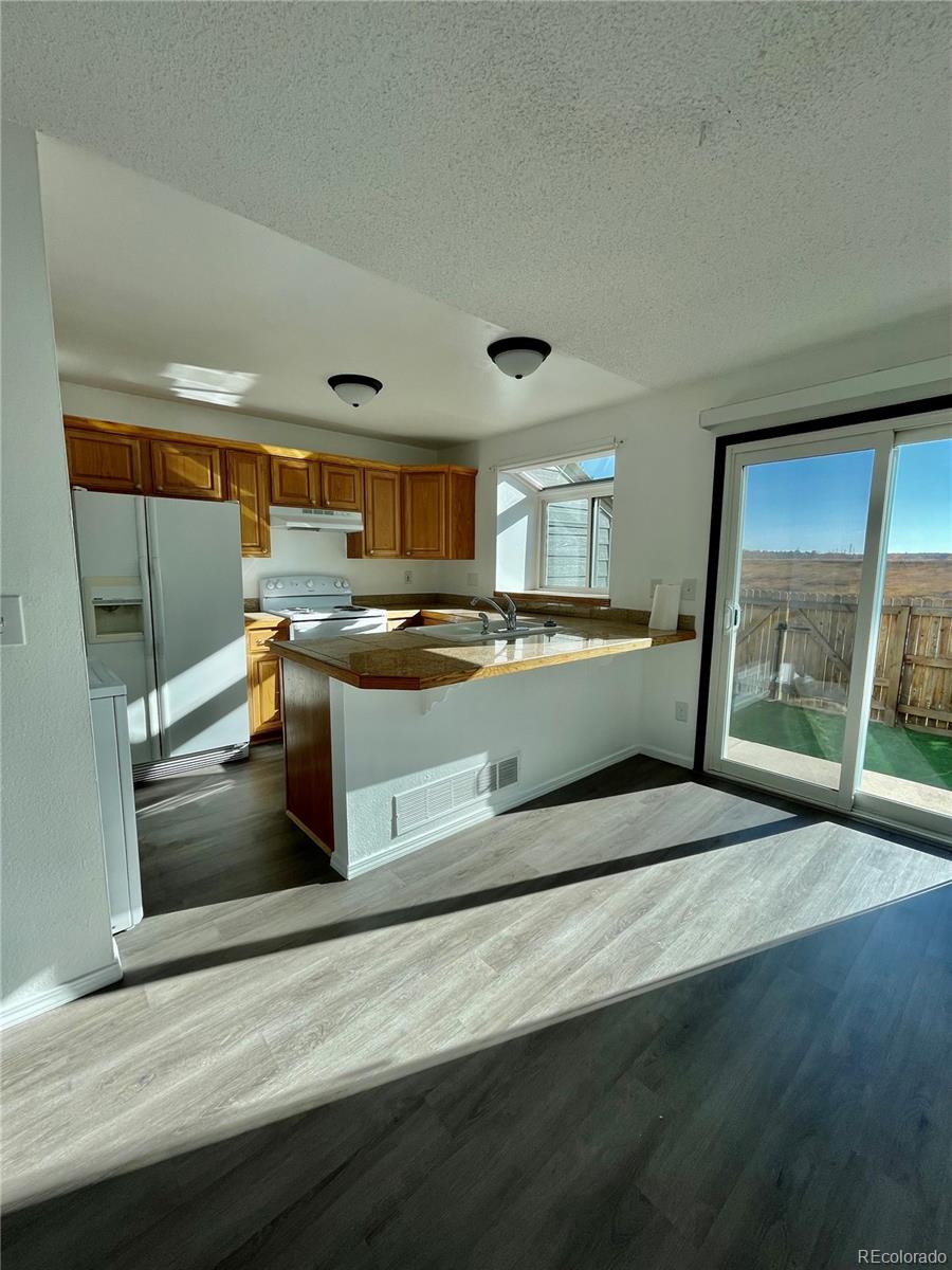 MLS Image #8 for 17437 e rice circle,aurora, Colorado